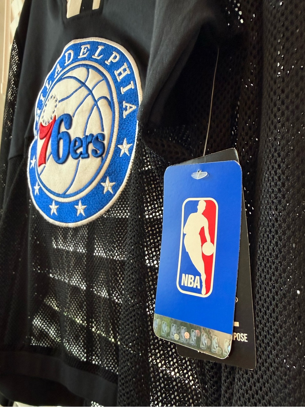 NWT NBA Philadelphia 76ers Black Mesh V-Neck Jersey Crop Top - Adult Size XL